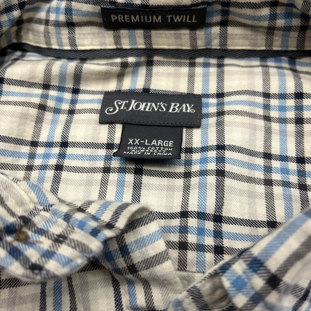 Men’s St. John’s Bay shirt - Size: XXL - Gently worn - Picture 9 of 10